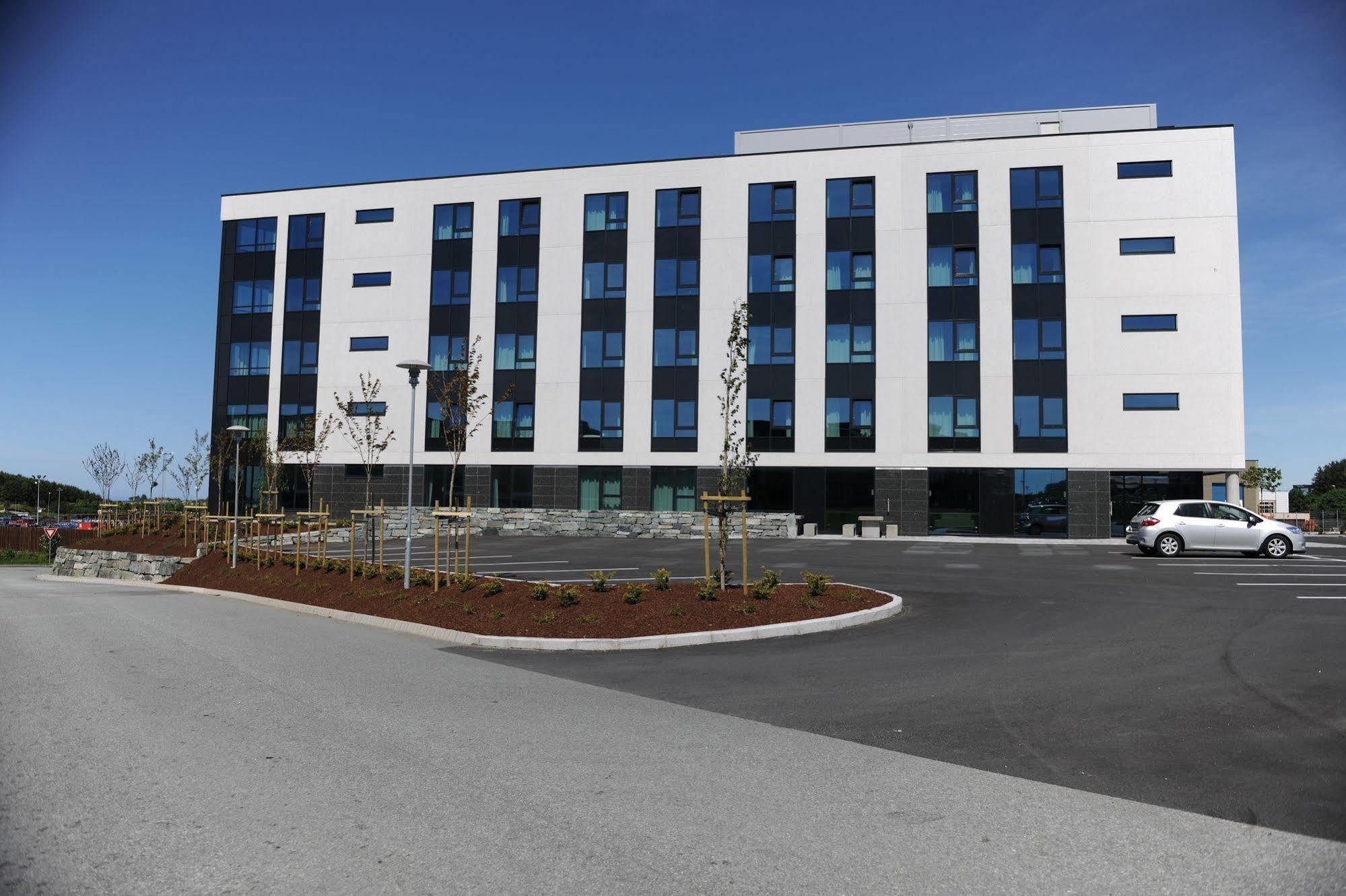 Tananger Apartment Hotel Sola Exterior photo